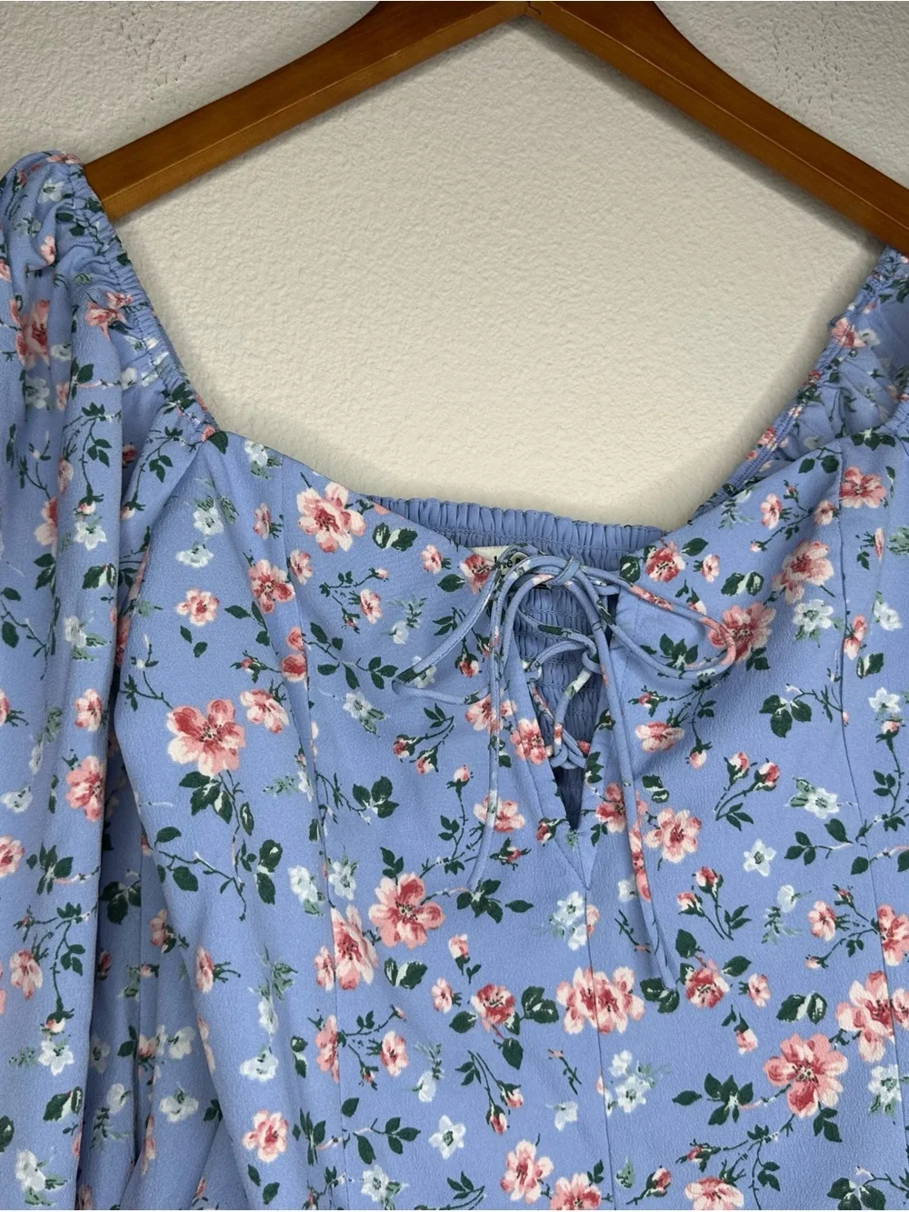 Abercrombie & Fitch Blue Floral Crop Top S Tie Front Puff Sleeve Smocked Back